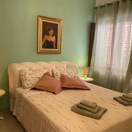 La Dimora Di Dionisio Al Mare Apartment *